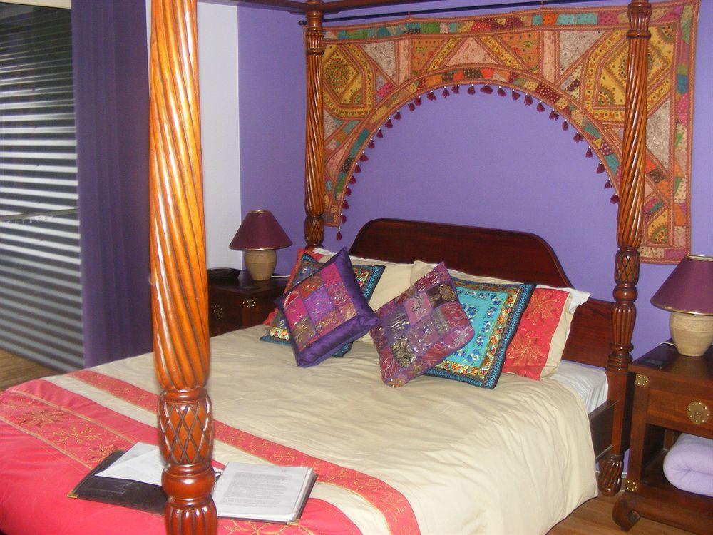 איגל הייאטס Tambaridge Bed & Breakfast מראה חיצוני תמונה