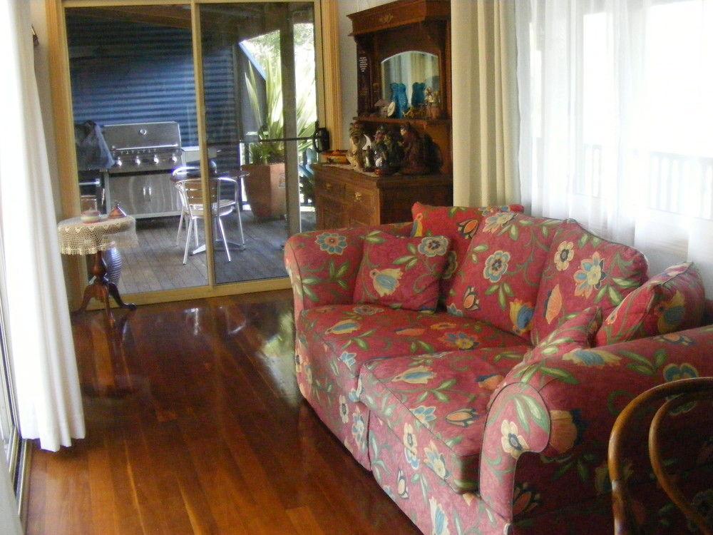 איגל הייאטס Tambaridge Bed & Breakfast מראה חיצוני תמונה